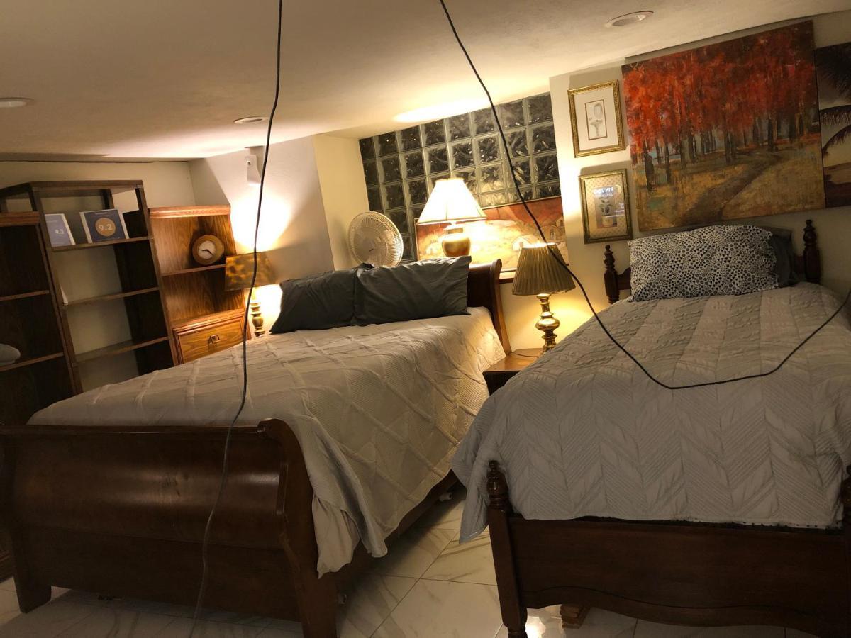 Highland Park Pittsburgh Hotel Bagian luar foto